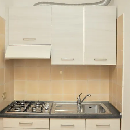 Апартаменти Comfortable Flat With Terrace 100m From The *