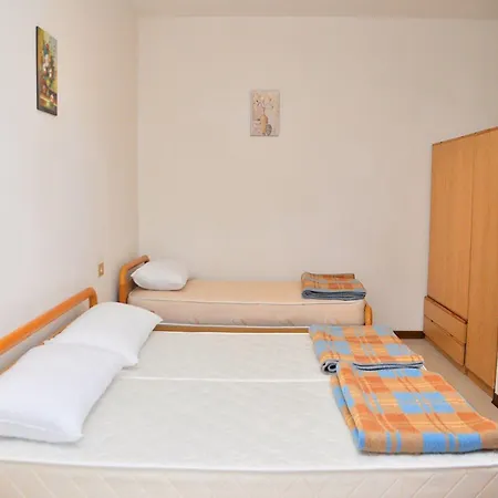 Comfortable Flat With Terrace 100m From The * Μπιμπιόνε